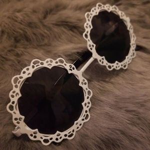 Boho Circle Sunglasses with Lace Detail